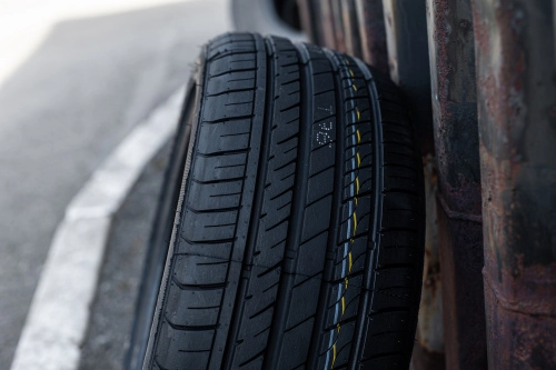 фото протектора и шины ULTRA ARZ5 Шина Arivo ULTRA ARZ5 255/55 R19 111V