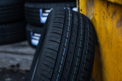 фото протектора и шины PREMIO ARZERO Шина Arivo PREMIO ARZERO 195/55 R15 85V